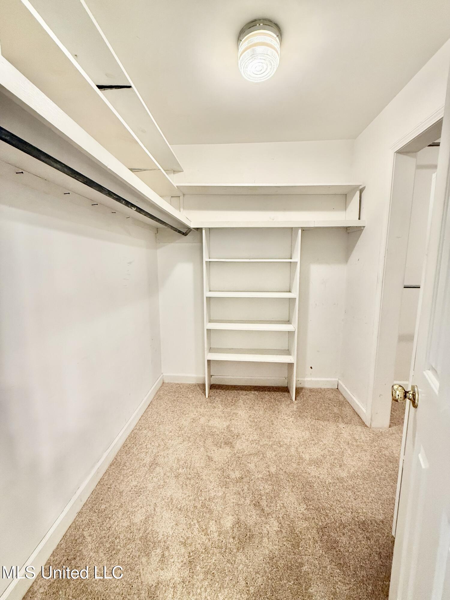 100 Pearl Street Crystal Springs, MS 39059 - Photo 25 of 56 1st Master Closet