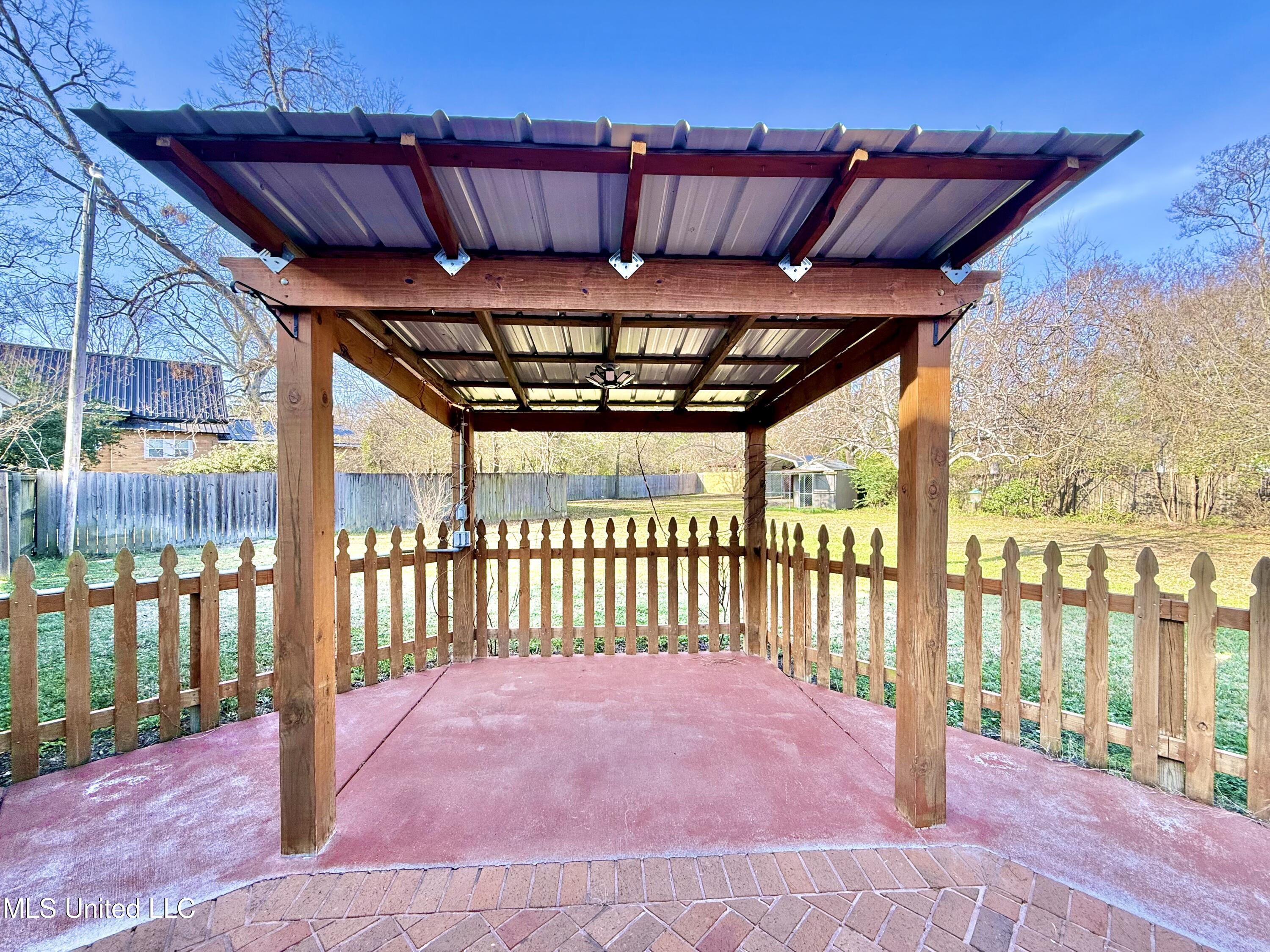 100 Pearl Street Crystal Springs, MS 39059 - Photo 39 of 56 IMG_8604