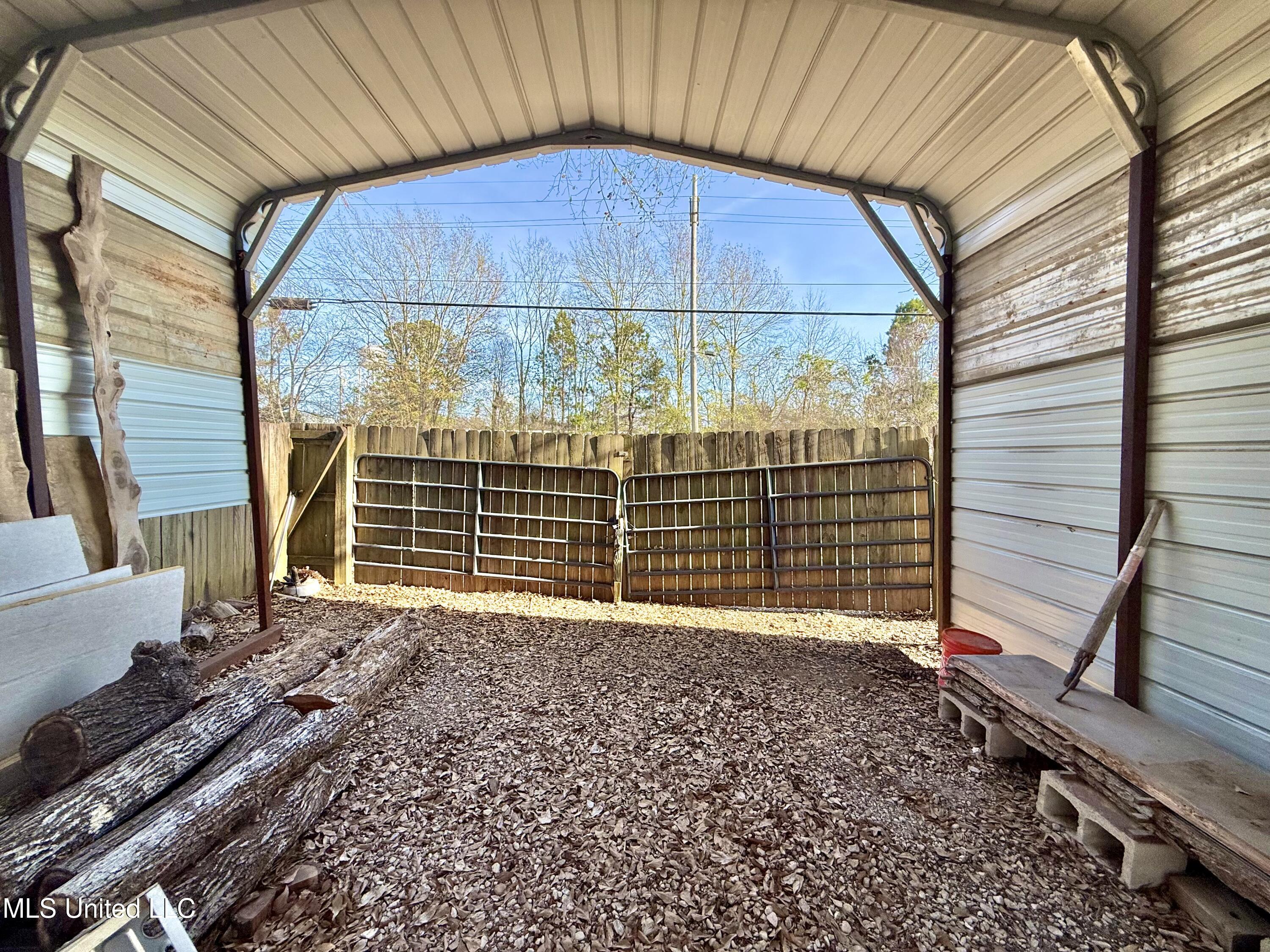 100 Pearl Street Crystal Springs, MS 39059 - Photo 47 of 56 Large Carport