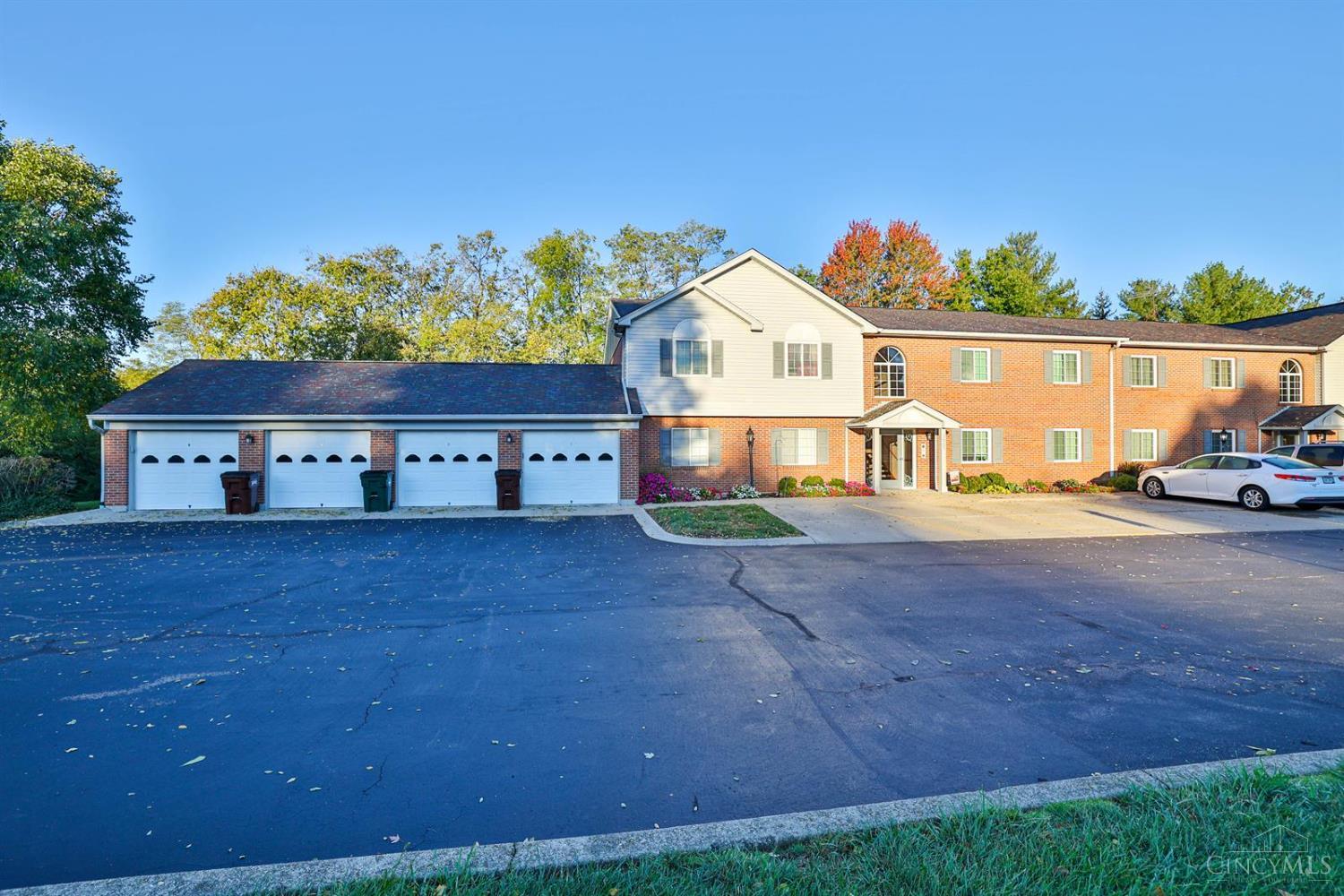 7909 Cheviot Road, Unit 19 Cincinnati, OH 45247 - Photo 2 of 29