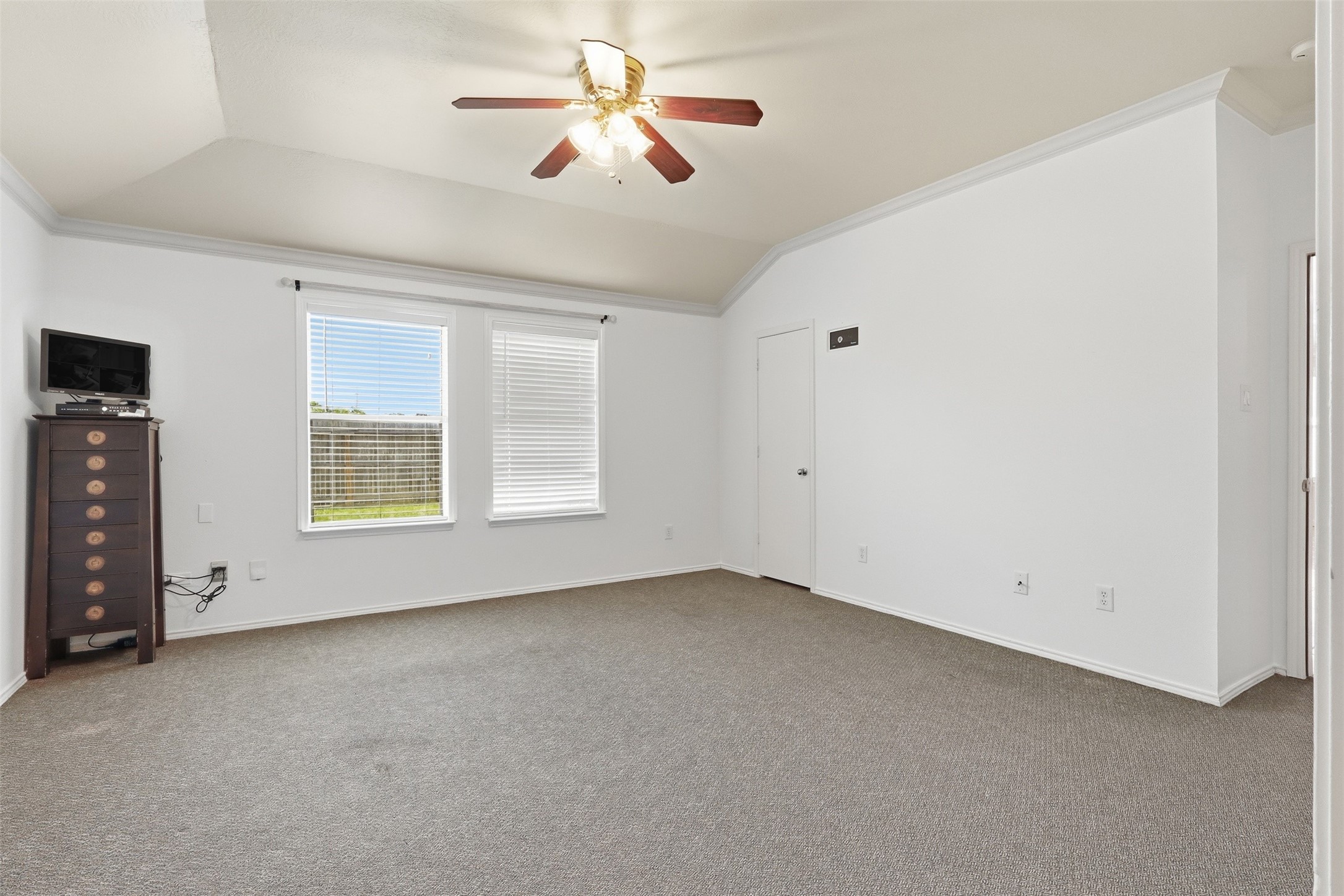 12638 Coho Lane Houston, TX 77045 - Photo 19 of 29 a view of an empty room with a window