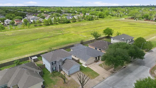$1,900 | 12638 Coho Lane, Houston, TX 77045