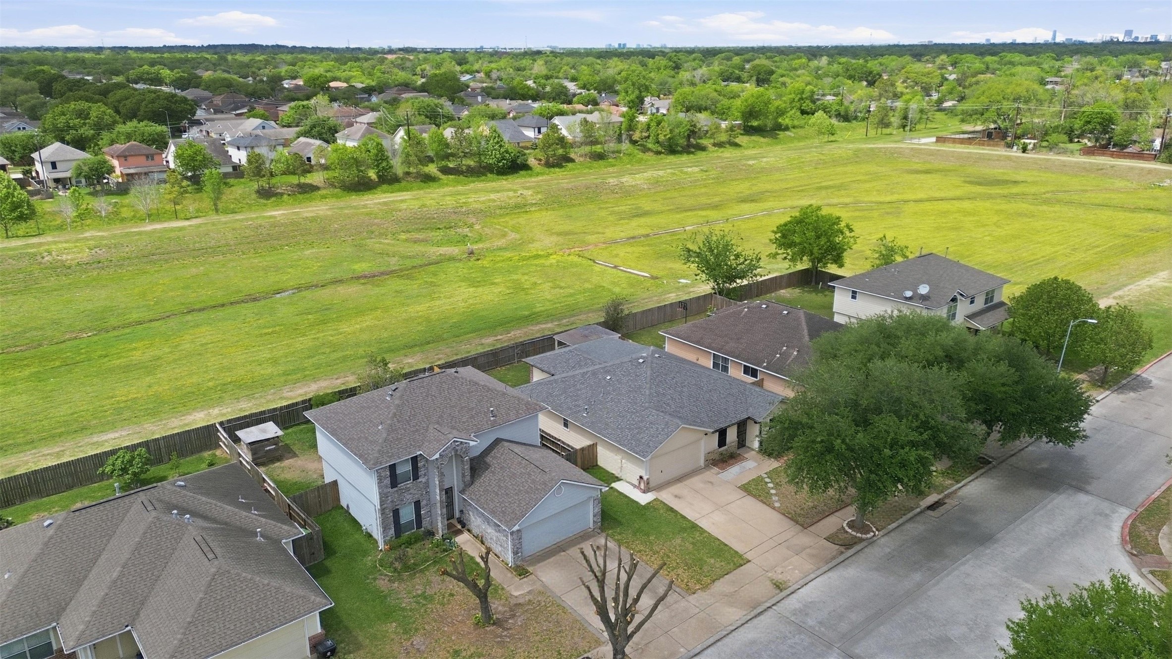 12638 Coho Lane Houston, TX 77045 - Photo 23 of 29 a view of an ocean from a building