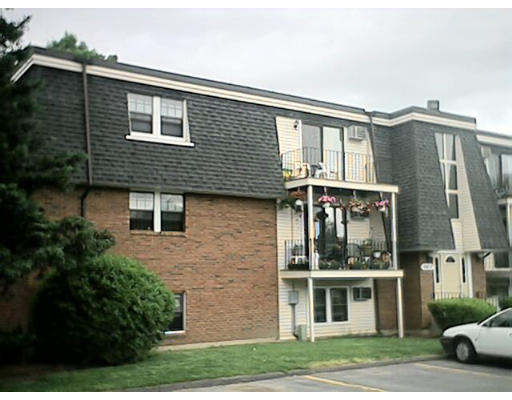 80 Damon Road, Unit 107 3 Northampton, MA 01060 - Photo 1 of 1 Gallery Image 1