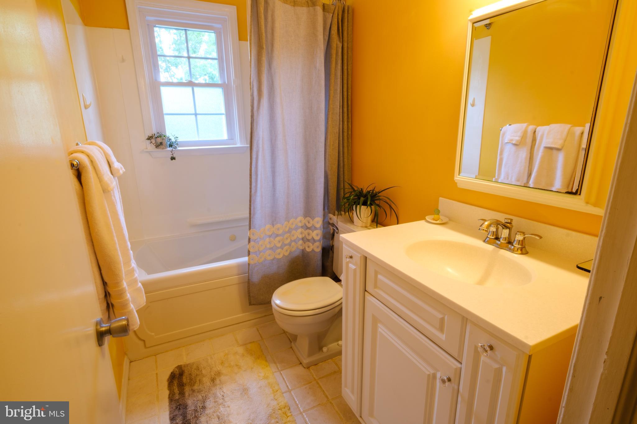 8208 Yarborough Road Towson, MD 21204 - Photo 15 of 37 Gallery Image 15
