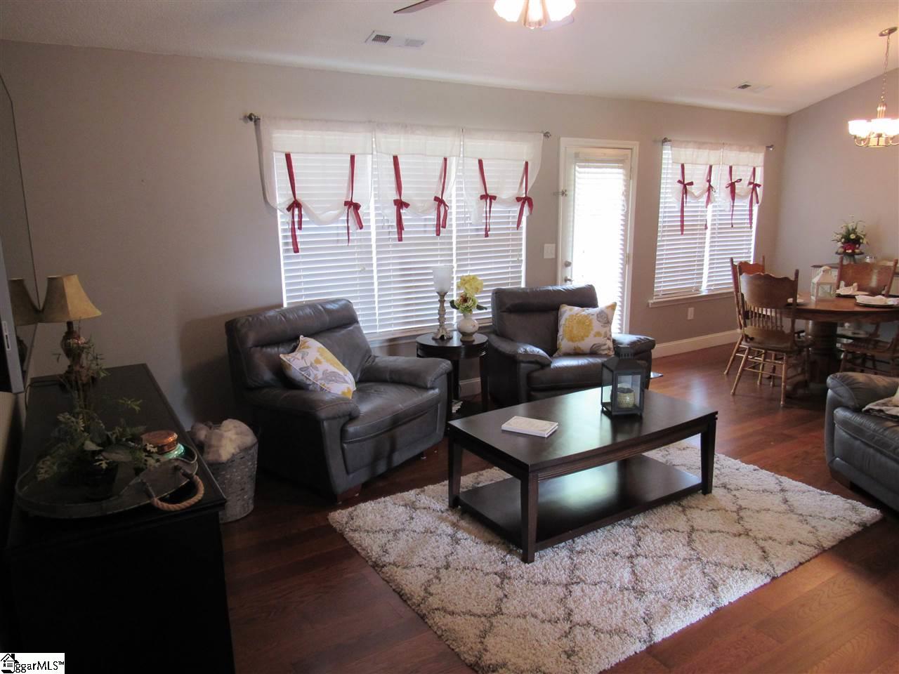 408 Canvasback Way Easley, SC 29642 - Photo 3 of 12 Gallery Image 3