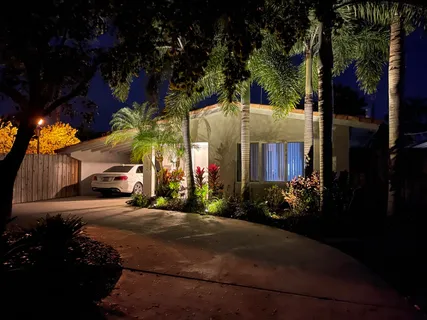 $744,000 | 3792 Northeast 19th Avenue, Oakland Park, FL 33334