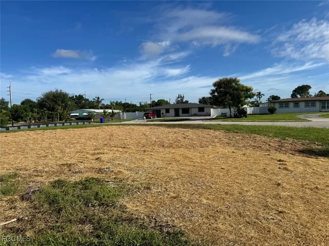 $109,900 | 4360 Orangewood Avenue, Fort Myers, FL 33901