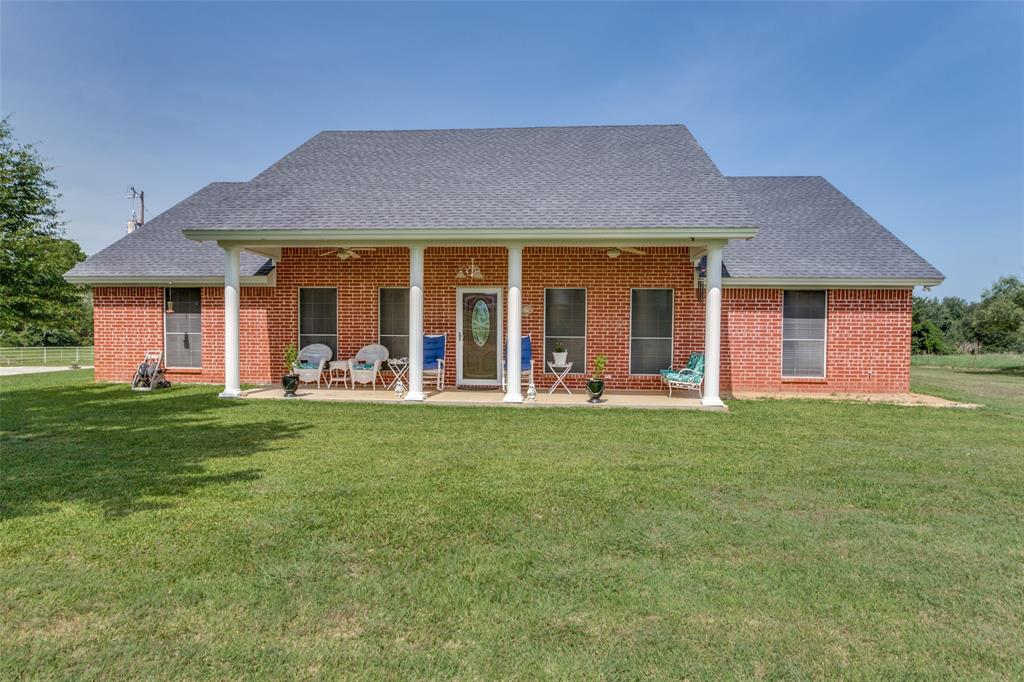 2400 Springfield Road Springtown, TX 76082 - Photo 3 of 31