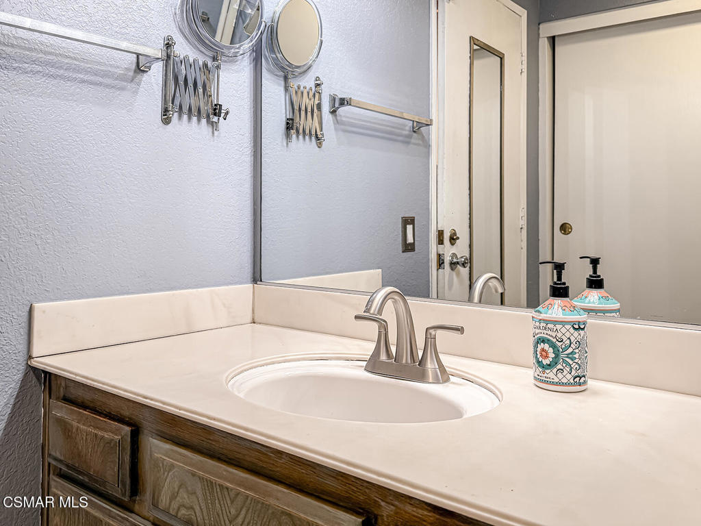 2098 Covington Avenue Simi Valley, CA 93065 - Photo 30 of 54