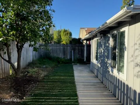 a view of a pathway of a house
