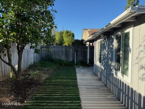 2098 Covington Avenue Simi Valley, CA 93065 - Photo 3 of 54