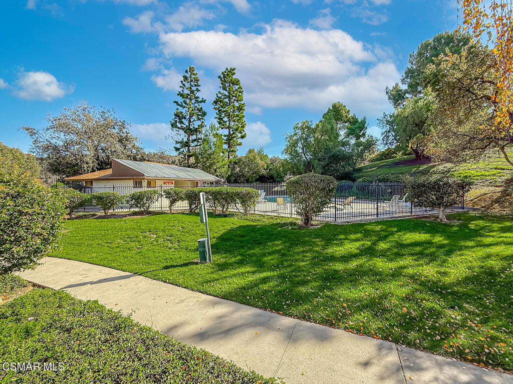 2098 Covington Avenue Simi Valley, CA 93065 - Photo 47 of 54