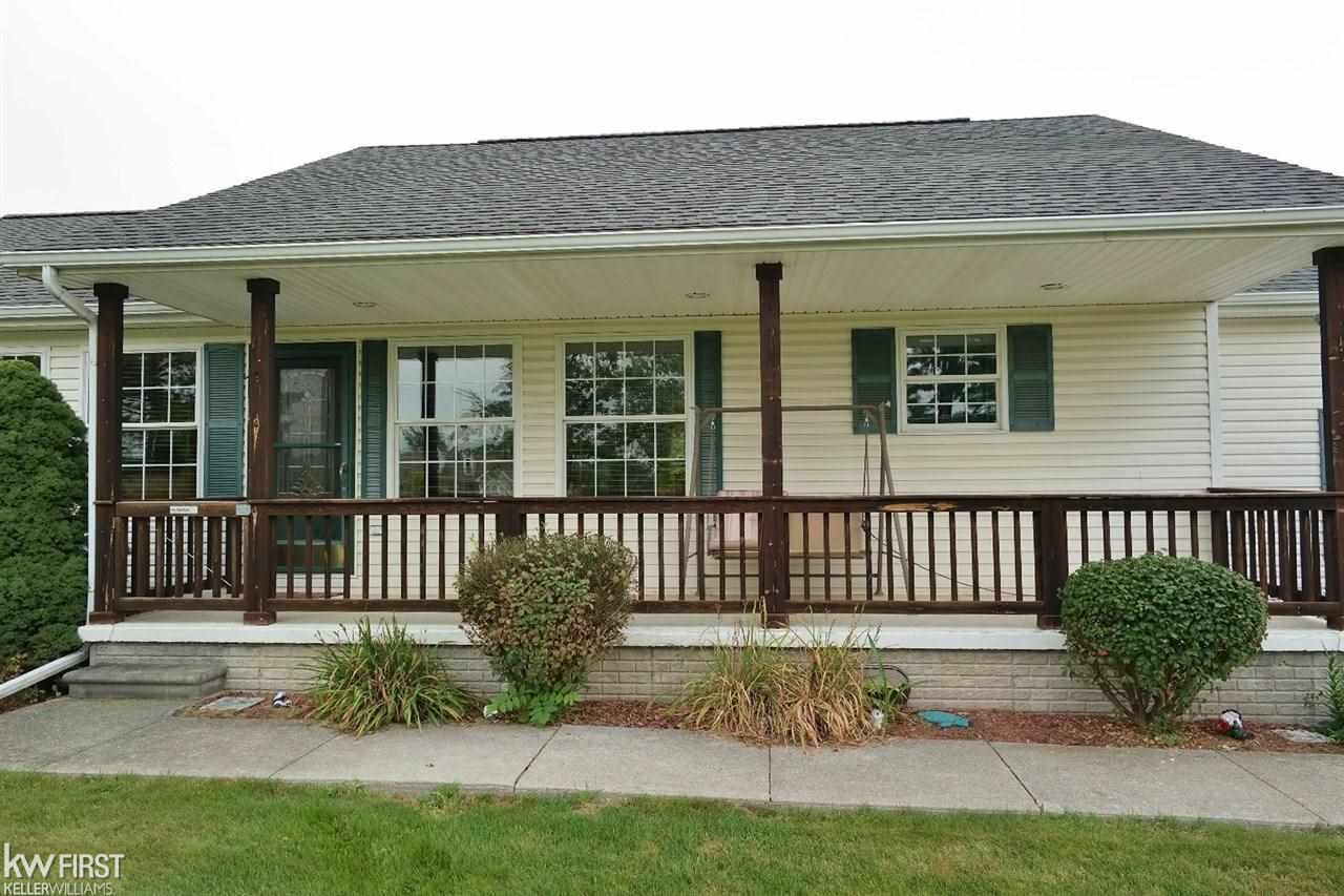 12497 Odell Road Linden, MI 48451 - Photo 3 of 32
