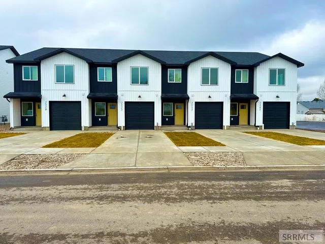 $1,750 | 2374 Caliber Place, Blackfoot, ID 83221