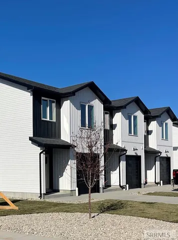 $1,750 | 2374 Caliber Place, Blackfoot, ID 83221