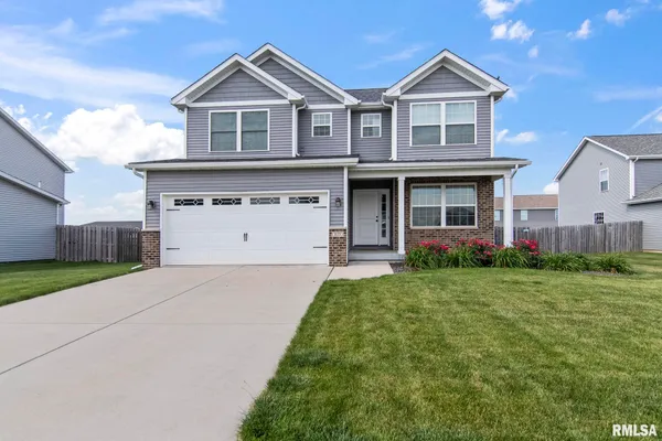 $382,000 | 815 Kooper Drive, Chatham, IL 62629