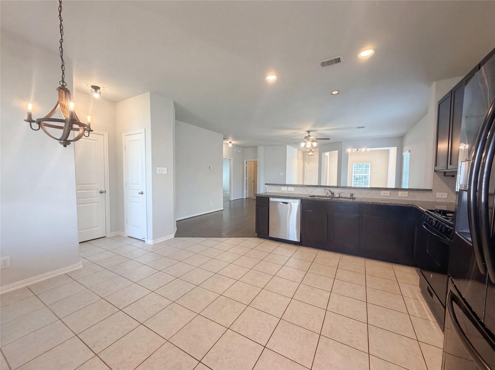 1038 Cash Street Alvin, TX 77511 - Photo 16 of 23