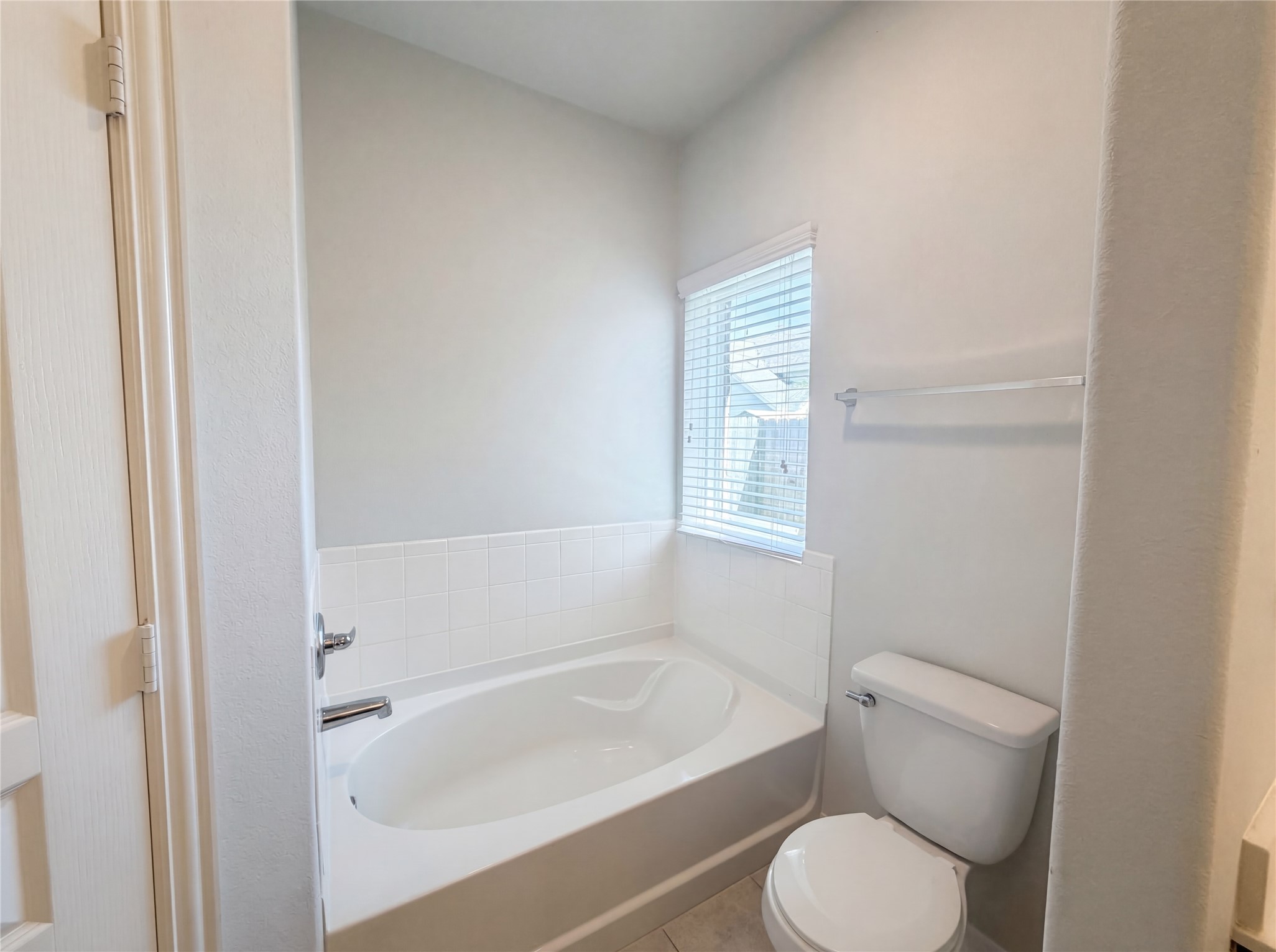 1038 Cash Street Alvin, TX 77511 - Photo 6 of 23