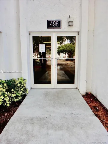 $1,550 | 498 Northwest 165th Street, Unit D307, Miami, FL 33169