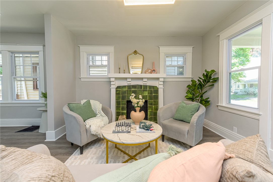 429 Hazelwood Terrace Rochester, NY 14609 - Photo 6 of 34