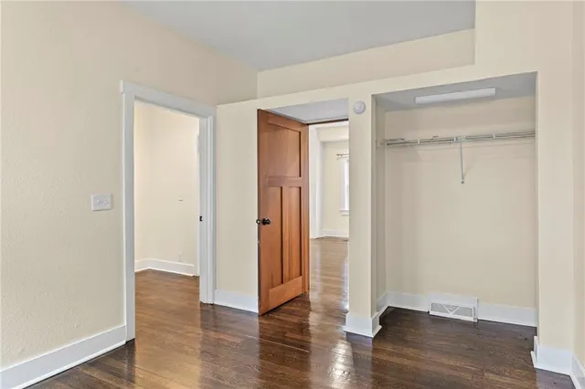 $274,777 | 606 West 39th Terrace, Kansas City, MO 64111