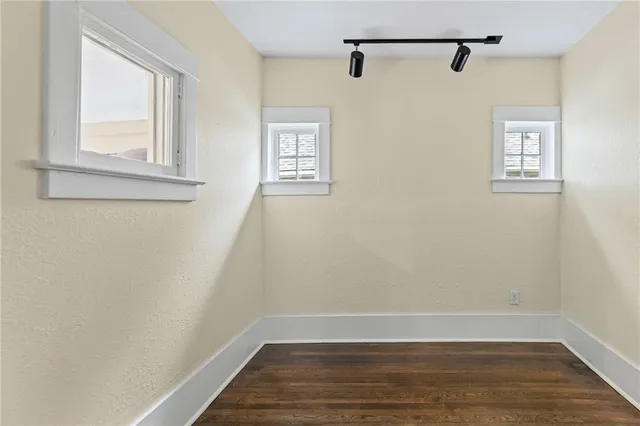 $274,777 | 606 West 39th Terrace, Kansas City, MO 64111