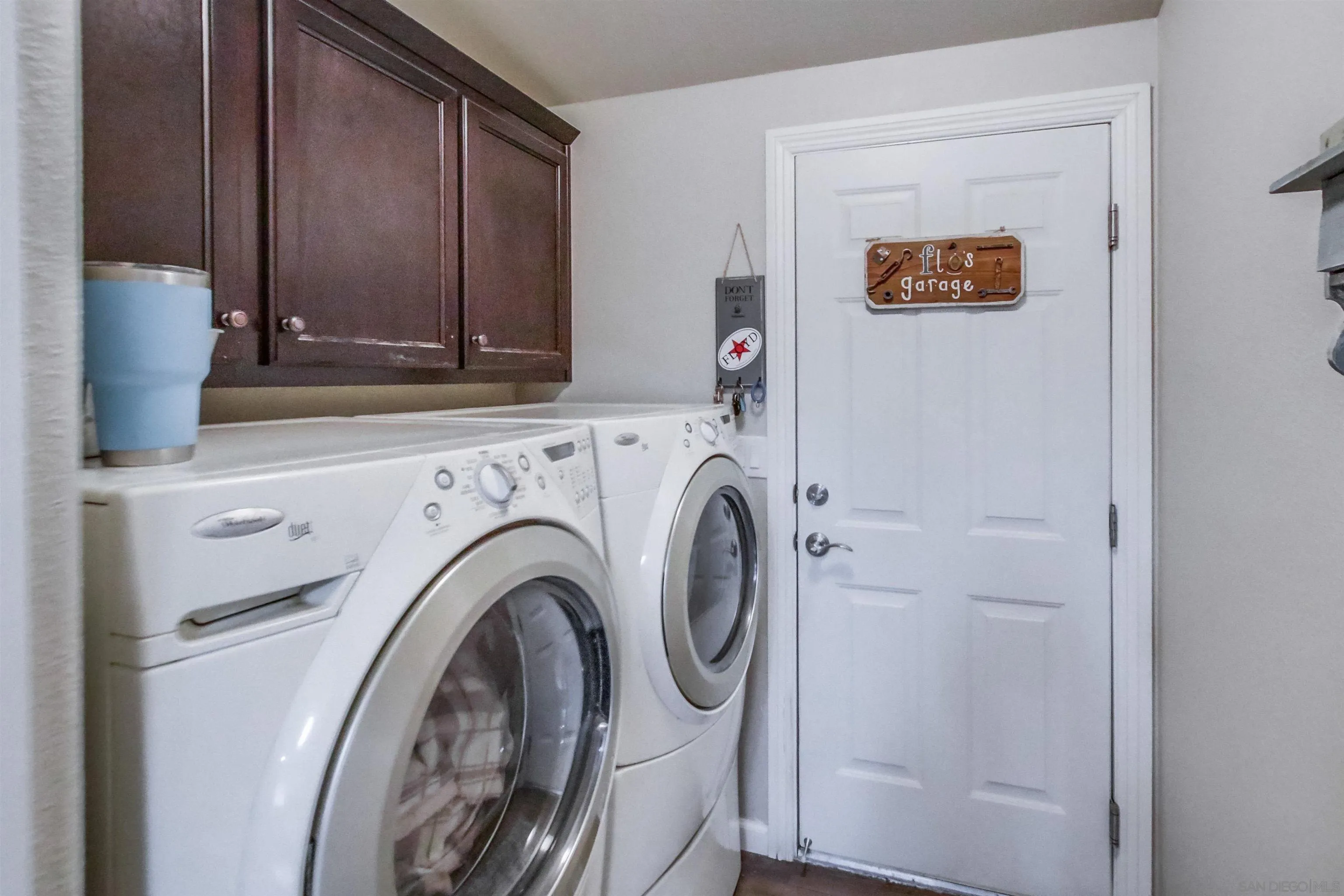 15935 Spring Oaks Road, Unit SPACE 16 El Cajon, CA 92021 - Photo 25 of 45 a view of livingroom with washer and dryer
