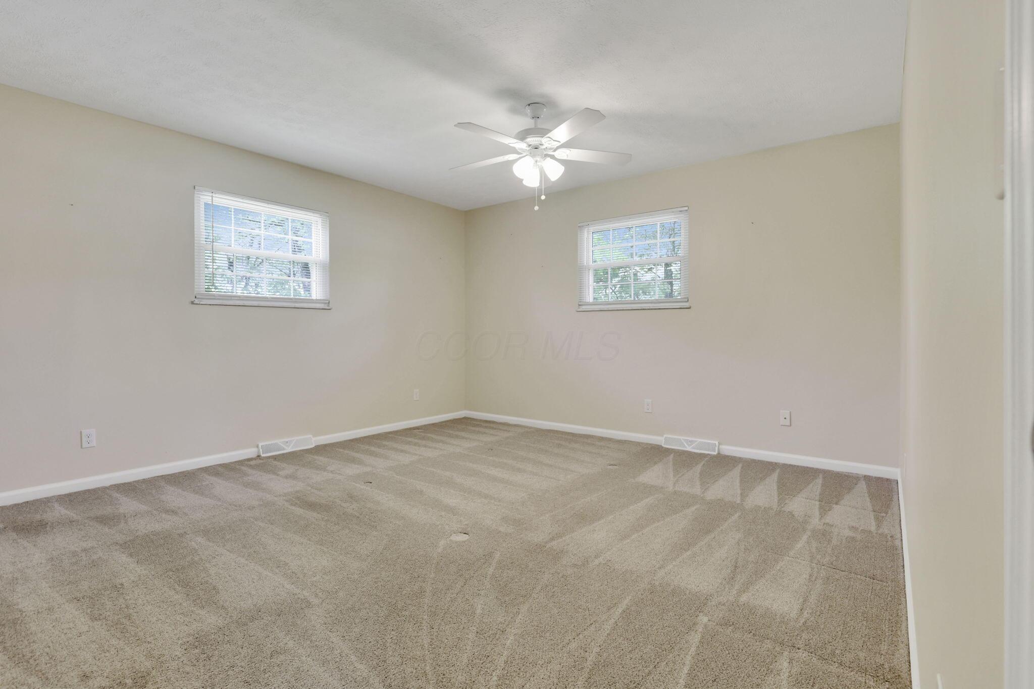 255 Riva Ridge Road Southwest Pataskala, OH 43062 - Photo 21 of 39 29-web-or-mls-0N4A9432