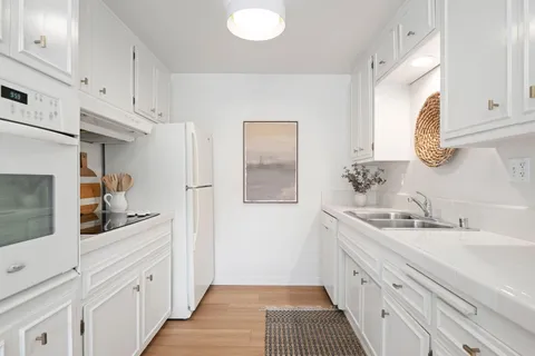 $889,000 | 1600 Garden Street, Unit 32, Santa Barbara, CA 93101