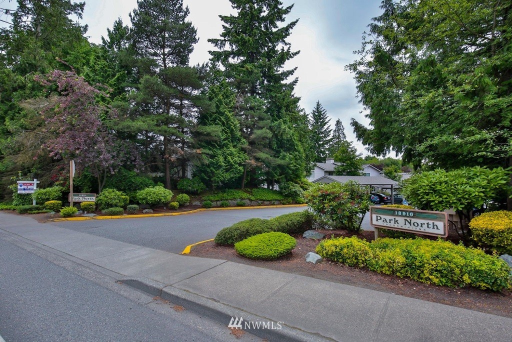 18910 Bothell Everett Highway, Unit F3 Bothell, WA 98012 - Photo 2 of 17 Gallery Image 2