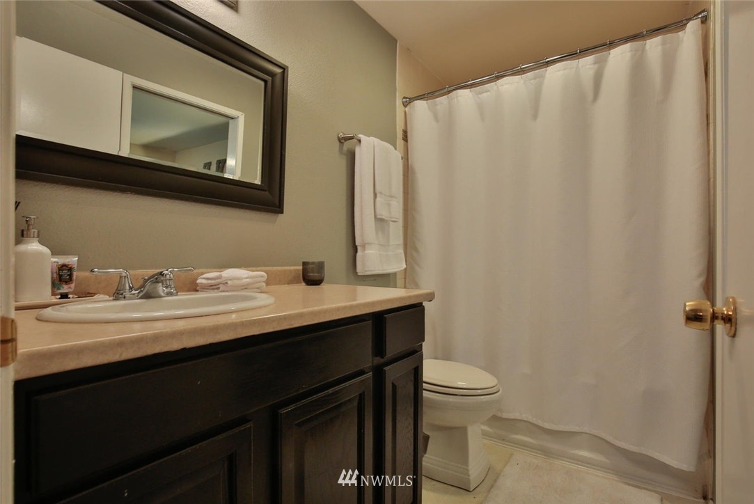 18910 Bothell Everett Highway, Unit F3 Bothell, WA 98012 - Photo 13 of 17 Gallery Image 13