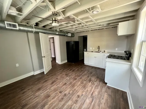 $1,000 | 418 East State Street, Unit C, Baton Rouge, LA 70802