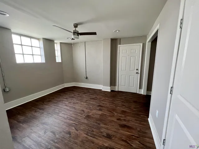 $1,000 | 418 East State Street, Unit C, Baton Rouge, LA 70802