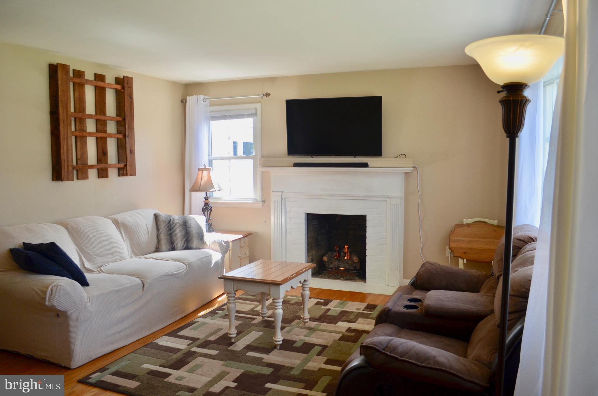 337 Dahlia Road Lancaster, PA 17602 - Photo 4 of 42 Gallery Image 4