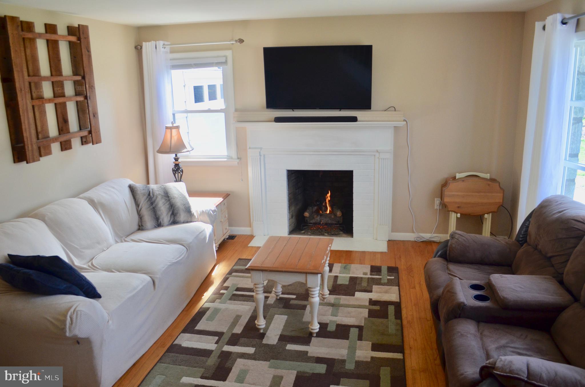 337 Dahlia Road Lancaster, PA 17602 - Photo 5 of 42 Gallery Image 5