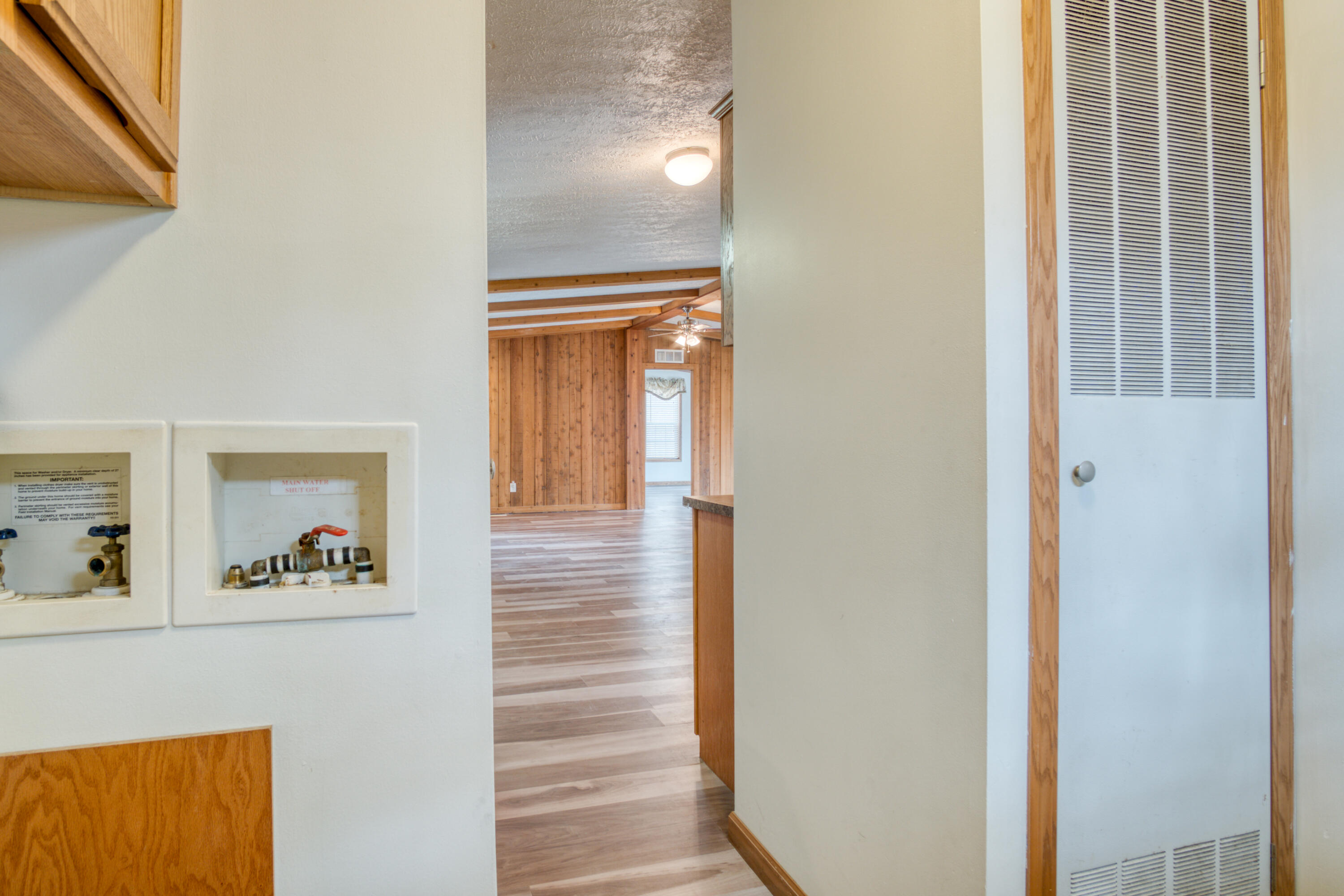 10743 North Federal Road Howard City, MI 49329 - Photo 23 of 44 DSC06509_6