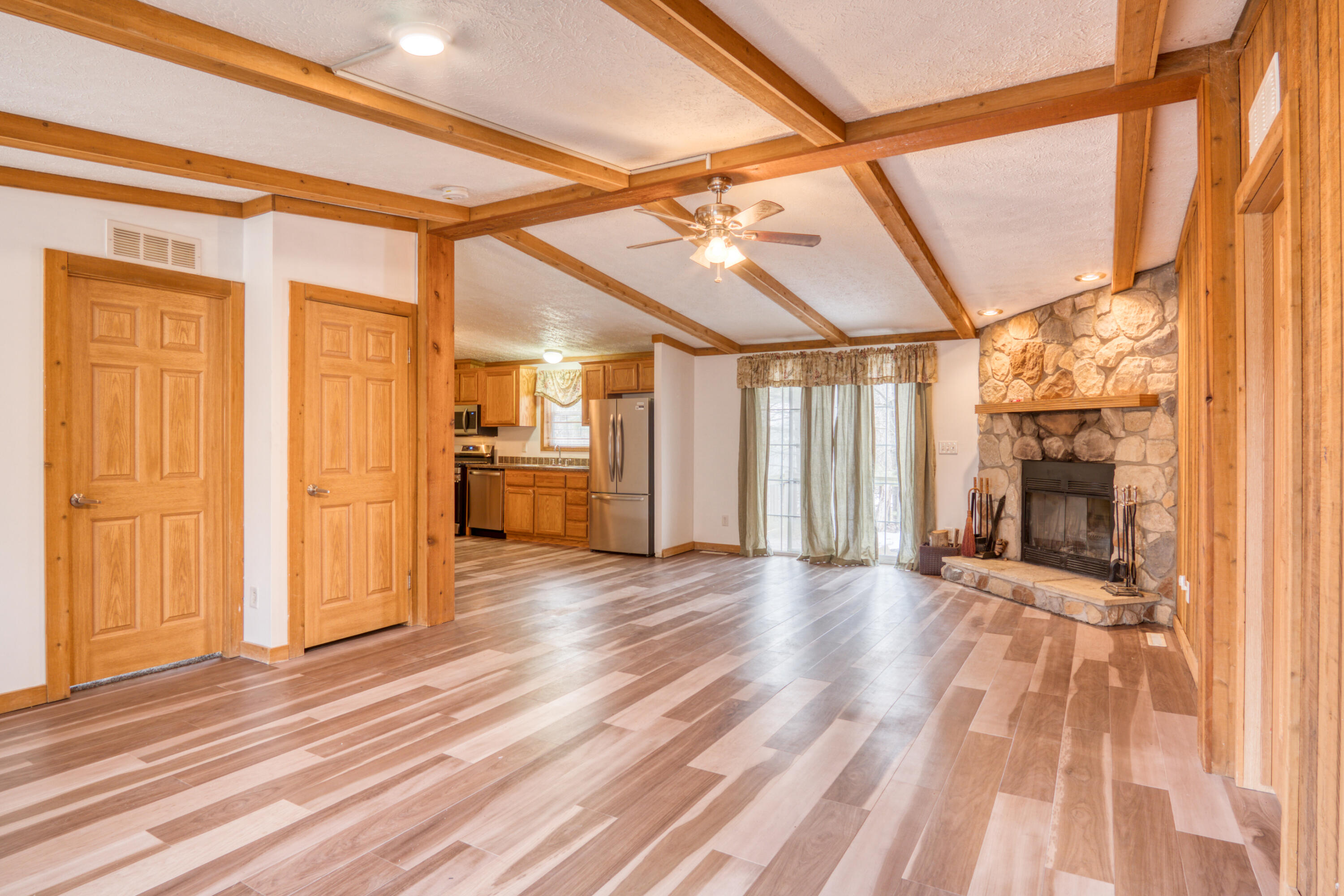 10743 North Federal Road Howard City, MI 49329 - Photo 7 of 44 DSC06420_15