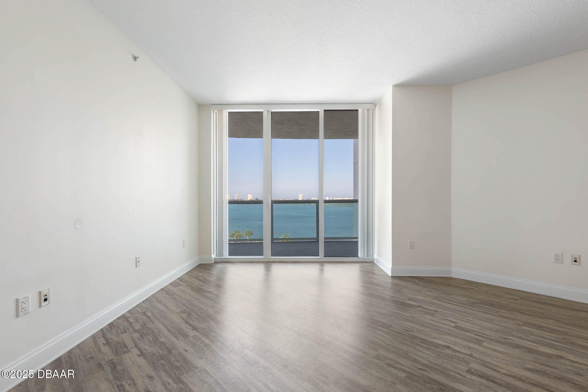 241 Riverside Drive, Unit 708 Holly Hill, FL 32117 - Photo 9 of 80 241 Riverside 708-1-5