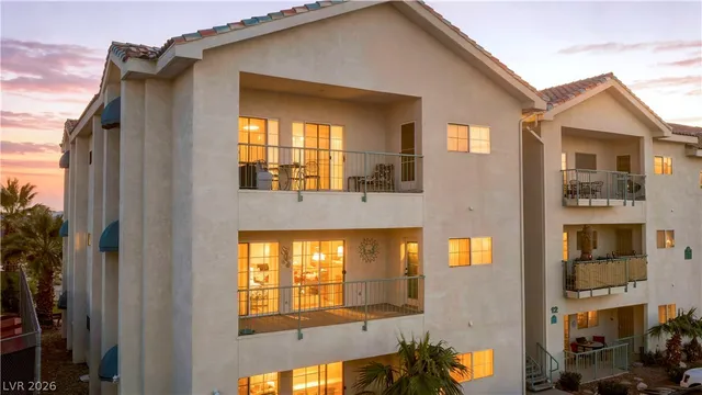 $164,900 | 3550 Bay Sands Drive, Unit 2089, Laughlin, NV 89029