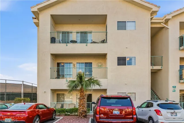 $164,900 | 3550 Bay Sands Drive, Unit 2089, Laughlin, NV 89029