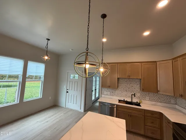 $279,900 | 509 East Elizabeth Street, Selma, NC 27576