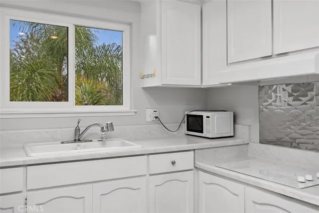 $210,000 | 922 Avenida Majorca, Unit N, Laguna Woods, CA 92637