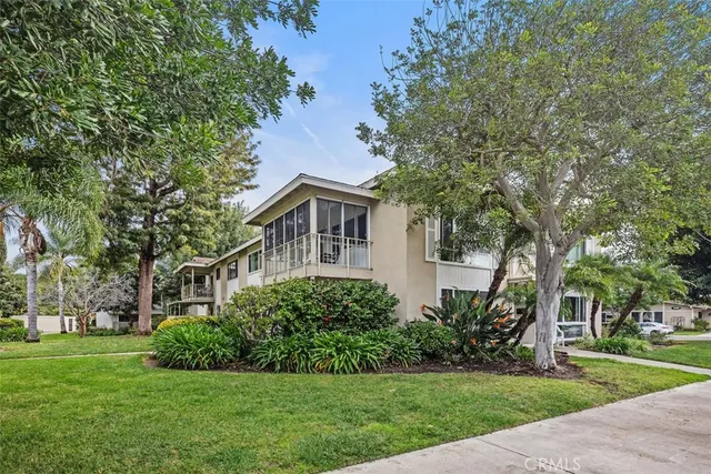 $210,000 | 922 Avenida Majorca, Unit N, Laguna Woods, CA 92637