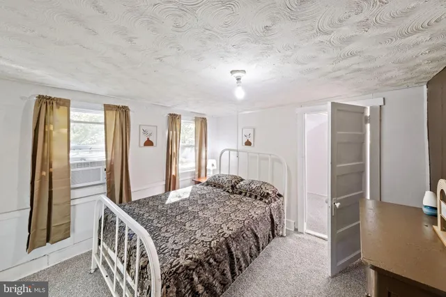 a view of an entryway with furniture