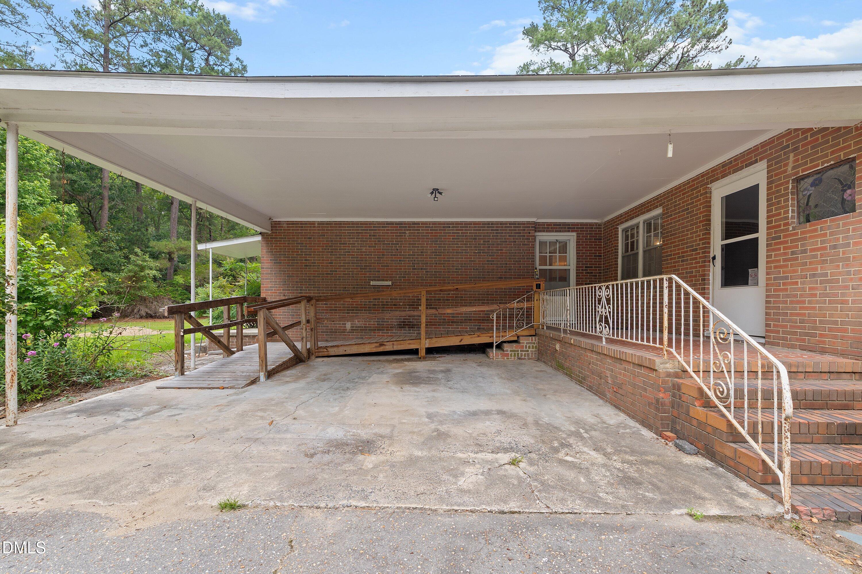 647 Mallard Road Smithfield, NC 27577 - Photo 5 of 33 Carport