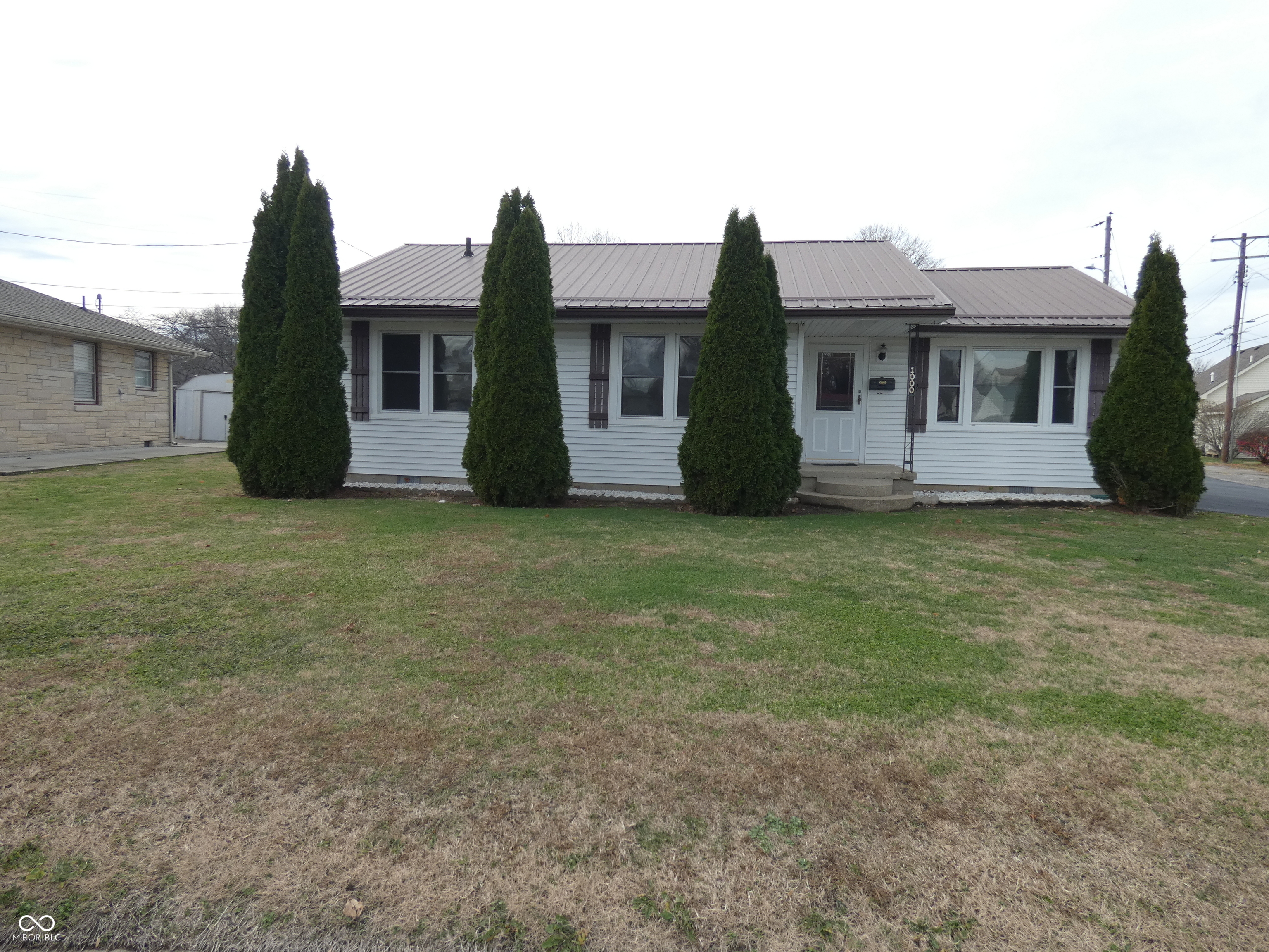 1000 Gaiser Drive Seymour, IN 47274 - Photo 2 of 26