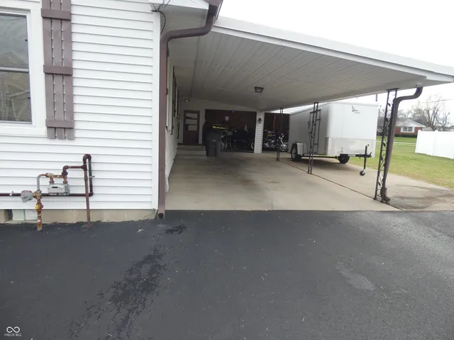 $224,900 | 1000 Gaiser Drive, Seymour, IN 47274