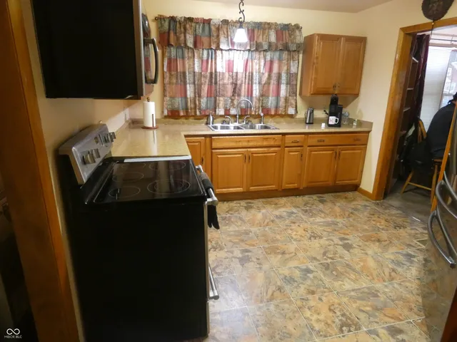 $224,900 | 1000 Gaiser Drive, Seymour, IN 47274