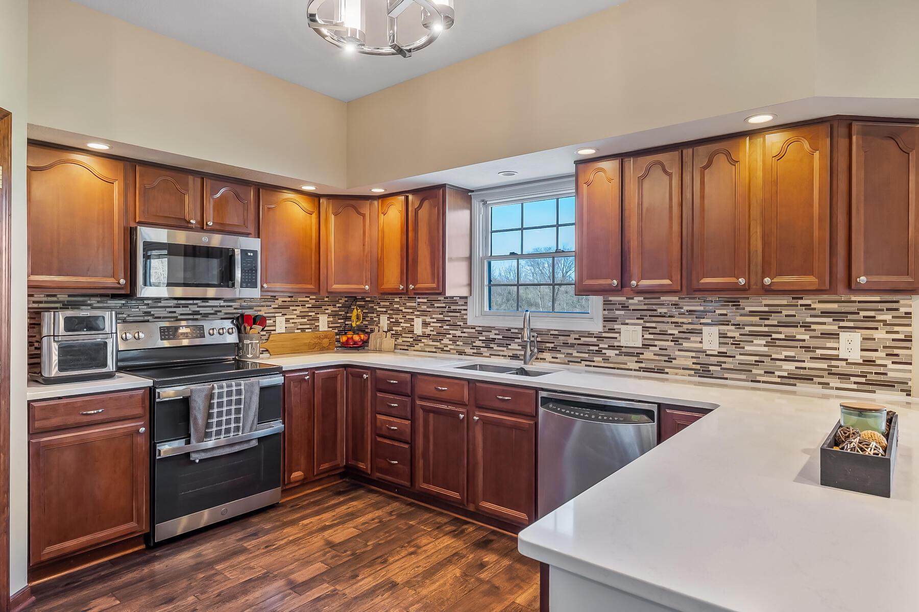 4330 Stover Road Ostrander, OH 43061 - Photo 29 of 66 Kitchen